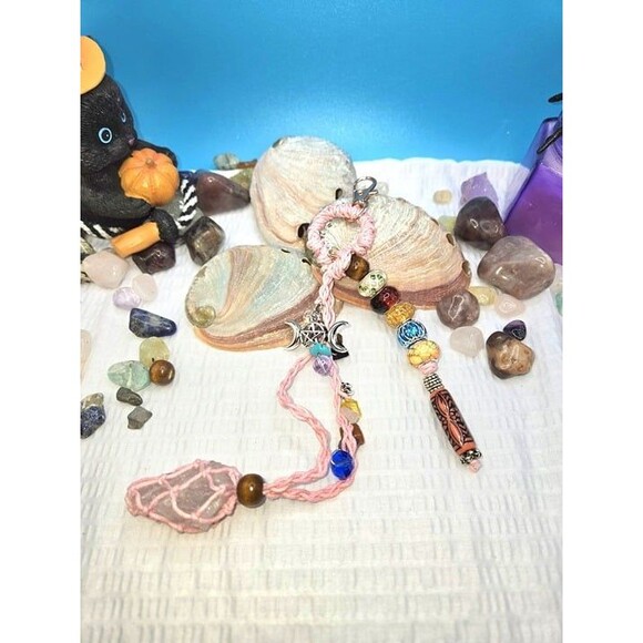 Rose Quartz Crystal Triple Moon Goddess Hanging Accessory - Picture 4 of 5